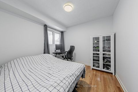 Photo 19 at 10 Odoardo Disanto Circle, CFB, Toronto