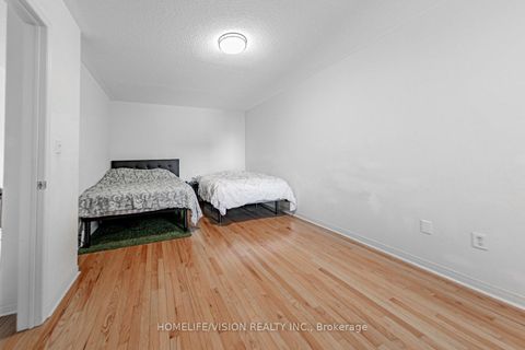 Photo 21 at 10 Odoardo Disanto Circle, CFB, Toronto