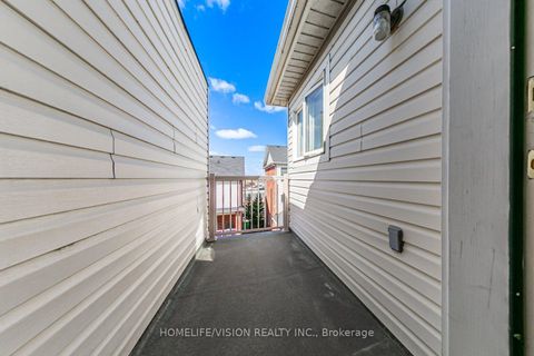 Photo 32 at 10 Odoardo Disanto Circle, CFB, Toronto