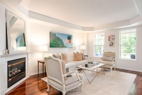 Photo 5 at 203 Gatwick Drive, RO River Oaks, Oakville