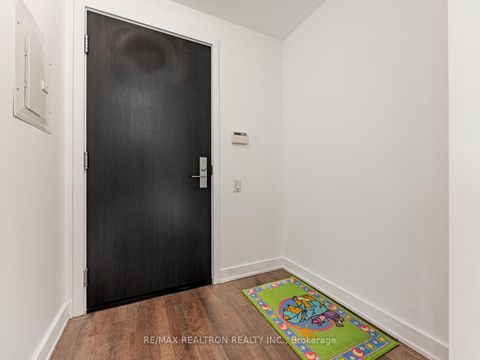 Photo 2 at 1006 - 1815 Yonge Street, Mount Pleasant West, Toronto