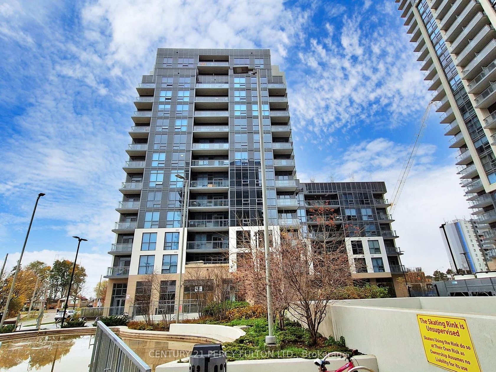 LPH 01 - 10 Meadowglen Place, Woburn, Toronto 