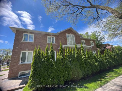Photo 1 at 152 Holmes Avenue, Willowdale East, Toronto