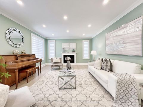 Photo 5 at 152 Holmes Avenue, Willowdale East, Toronto