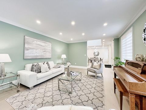 Photo 7 at 152 Holmes Avenue, Willowdale East, Toronto