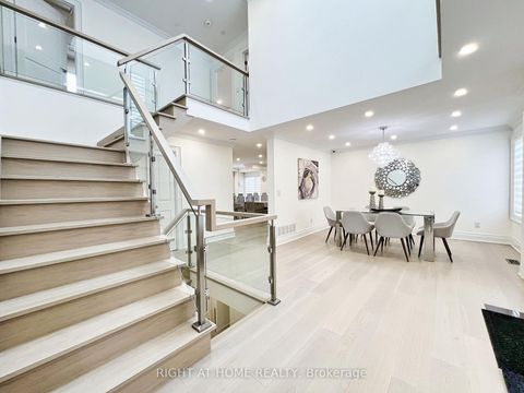 Photo 8 at 152 Holmes Avenue, Willowdale East, Toronto