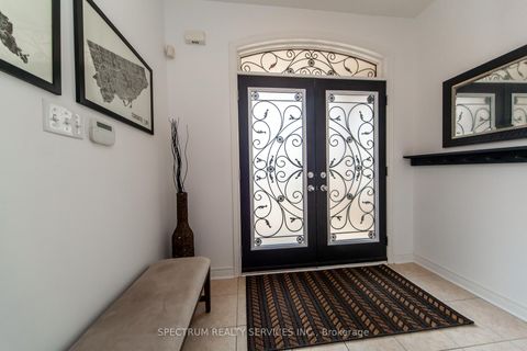 Photo 2 at 20 Worthview Drive, West Woodbridge, Vaughan
