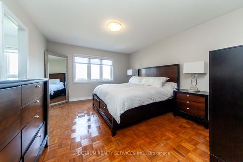Photo 13 at 20 Worthview Drive, West Woodbridge, Vaughan
