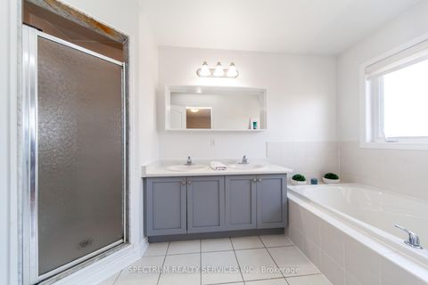 Photo 15 at 20 Worthview Drive, West Woodbridge, Vaughan