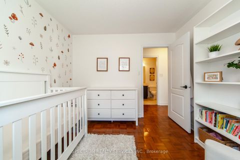 Photo 22 at 20 Worthview Drive, West Woodbridge, Vaughan
