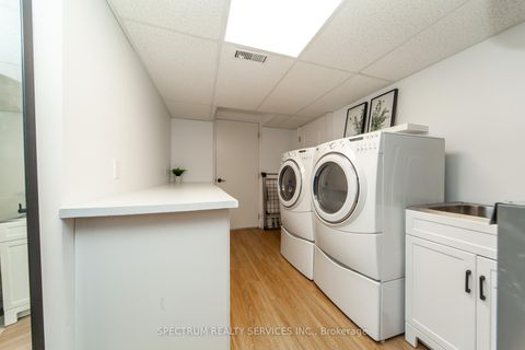Photo 29 at 20 Worthview Drive, West Woodbridge, Vaughan
