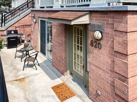 Photo 1 at 820 - 75 Weldrick Road E, Observatory, Richmond Hill