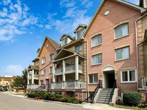 Photo 45 at 820 - 75 Weldrick Road E, Observatory, Richmond Hill