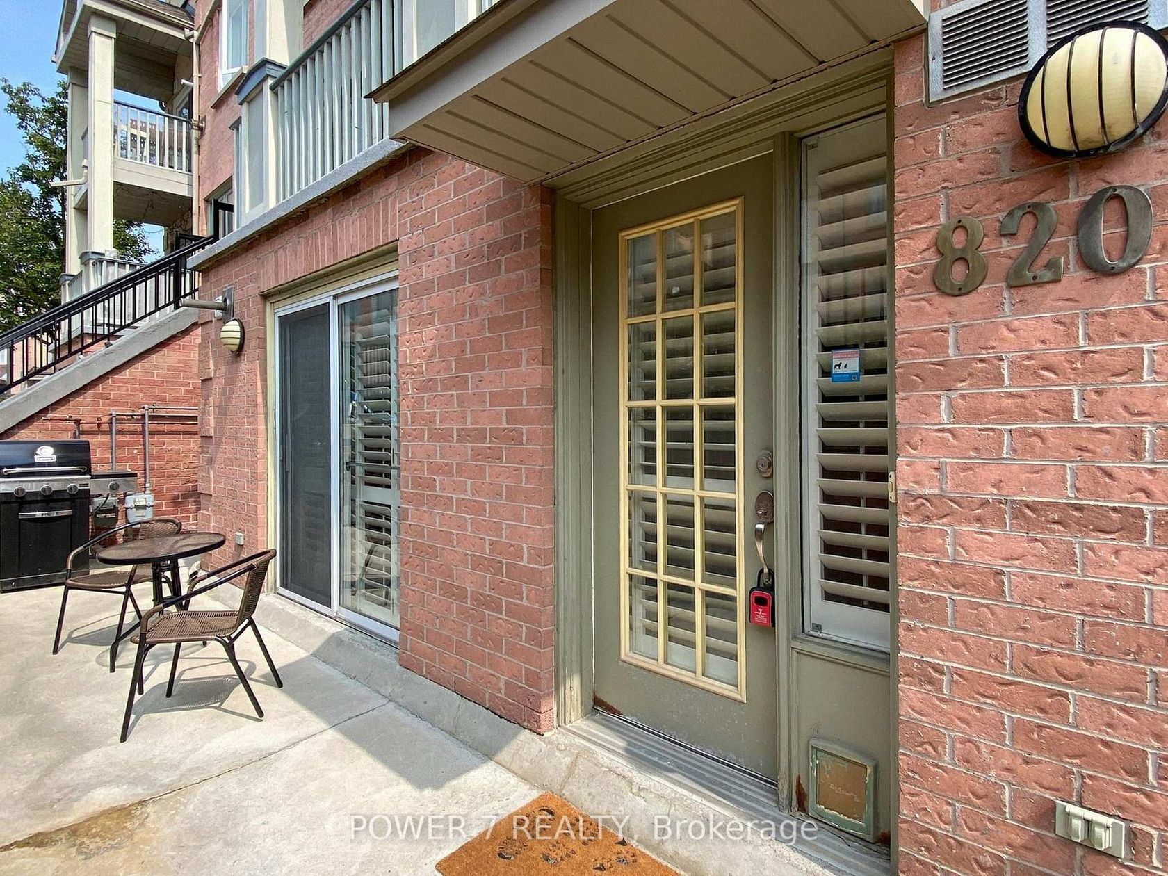 820 - 75 Weldrick Road E, Observatory, Richmond Hill 