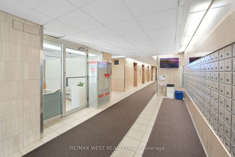 Photo 3 at 1410 - 370 Dixon Road, The Westway, Toronto