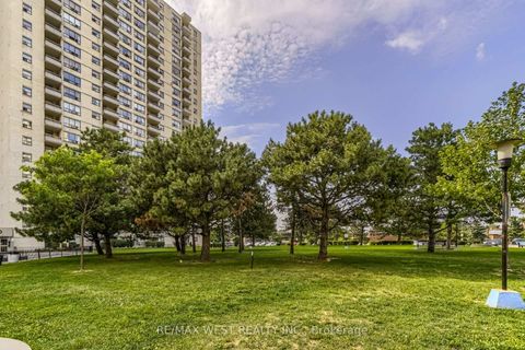 Photo 10 at 1410 - 370 Dixon Road, The Westway, Toronto