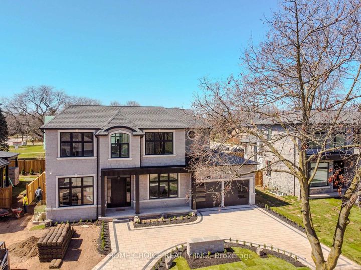 Photo 1 at 302 Tuck Drive, Shoreacres, Burlington