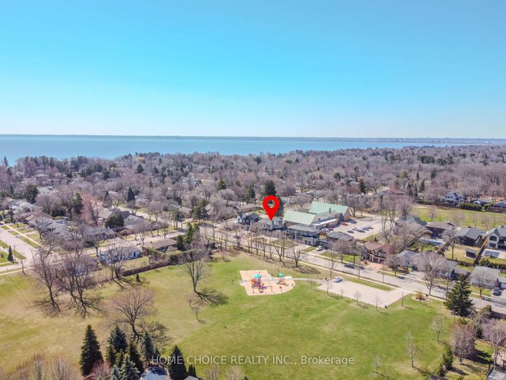 Photo 5 at 302 Tuck Drive, Shoreacres, Burlington