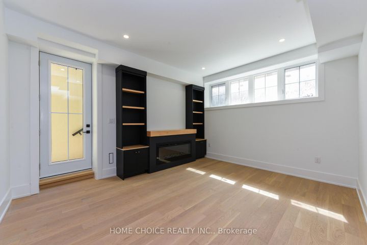 Photo 32 at 302 Tuck Drive, Shoreacres, Burlington