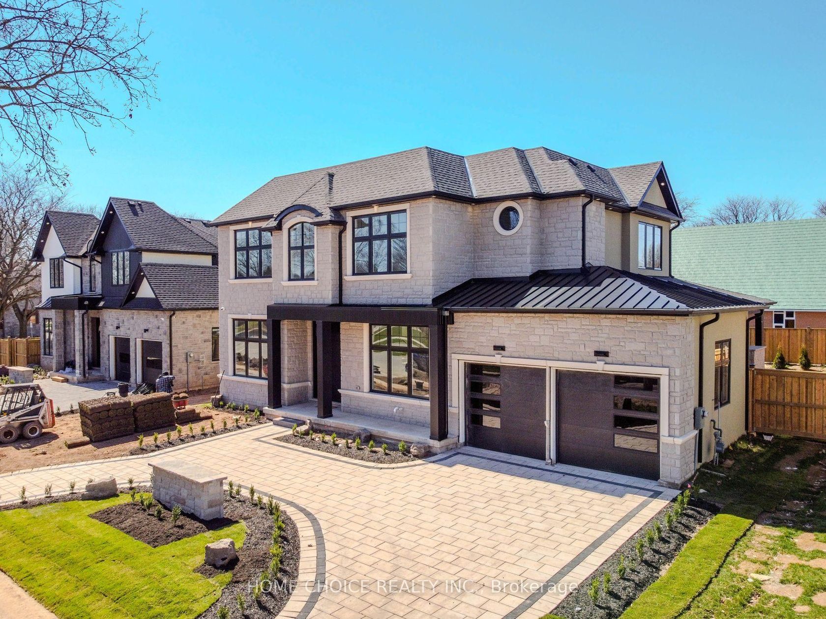 302 Tuck Drive, Shoreacres, Burlington by Loree Meneguzzi Real Estate 302 Tuck Drive, Shoreacres, Burlington