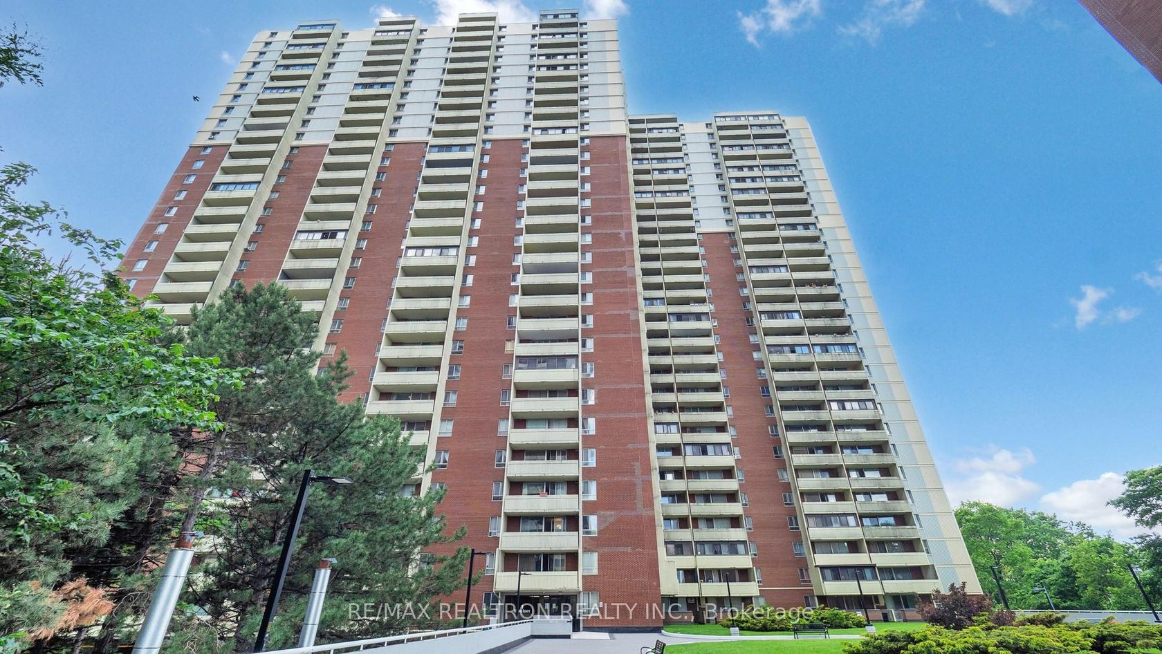 2419 - 1 Massey Square, The Islands, Toronto 