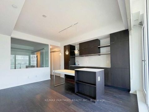 Photo 4 at 1704 - 197 Yonge Street, Yonge Corridor, Toronto