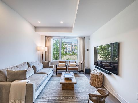 Photo 6 at 24 Heriot Place N, Patterson, Vaughan