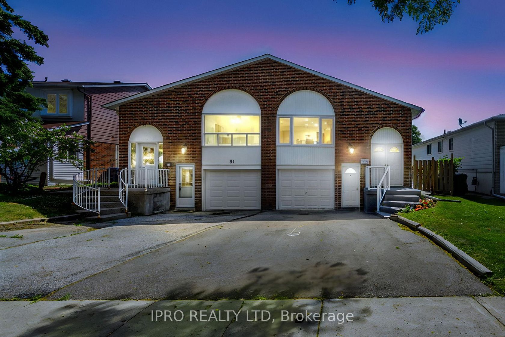 49 Tuscarora Drive, Pleasant View, Toronto 