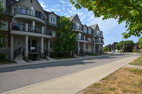Photo 2 at 20 - 1 Eaton Park Lane, L'Amoreaux, Toronto