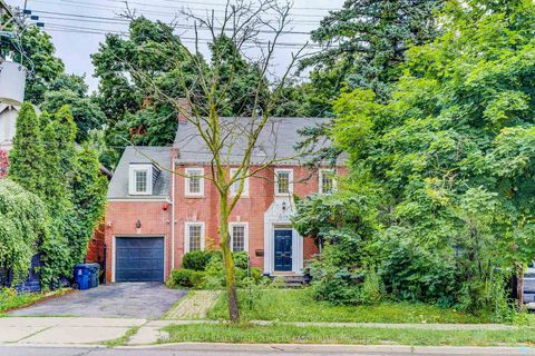 Photo 0 at 603 Spadina Road, Forest Hill South, Toronto