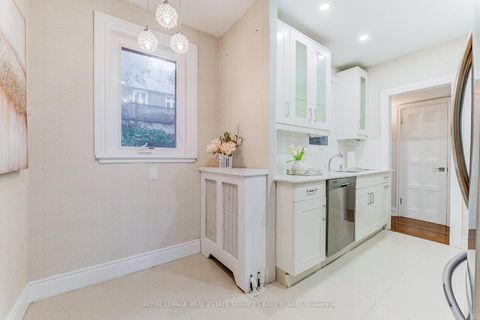 Photo 20 at 603 Spadina Road, Forest Hill South, Toronto