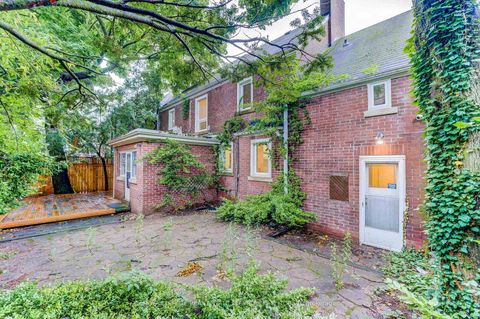 Photo 26 at 603 Spadina Road, Forest Hill South, Toronto