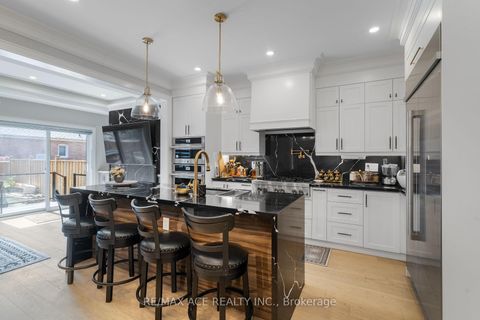 Photo 13 at 123 Park Street, Cliffside, Toronto
