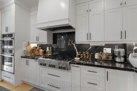Photo 14 at 123 Park Street, Cliffside, Toronto