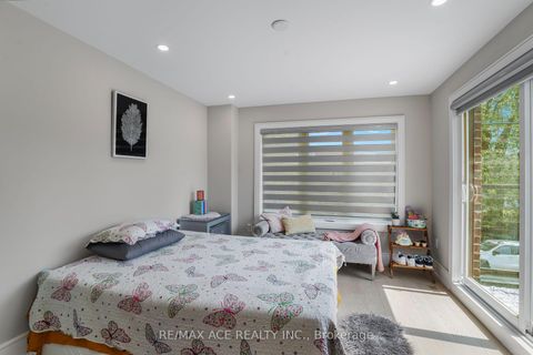 Photo 21 at 123 Park Street, Cliffside, Toronto