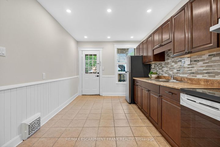 Photo 8 at 84 RAY Street S, Kirkendall, Hamilton