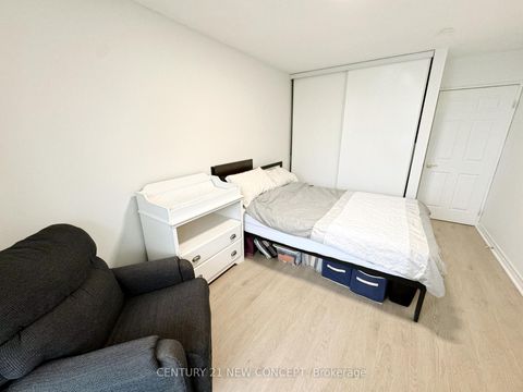 Photo 11 at 2803 - 23 Hollywood Avenue, Willowdale East, Toronto