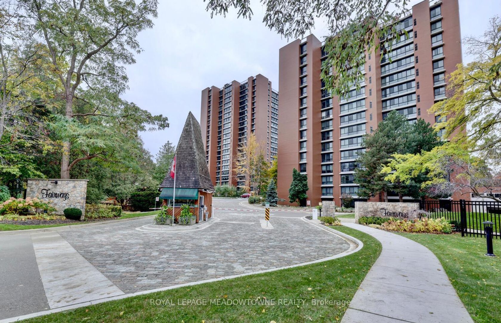 504 - 1400 Dixie Road, Lakeview, Mississauga 