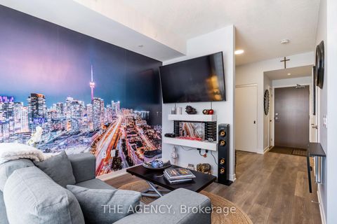 Photo 4 at 606 - 20 Richardson Street, Waterfront Communities C8, Toronto