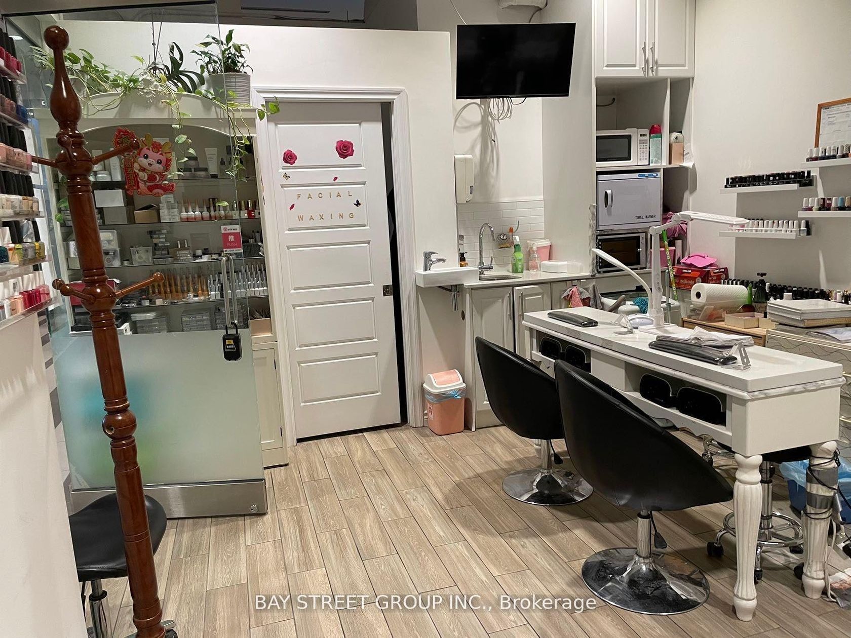 157 - 4750 Yonge Street, Westgate, Toronto photo number 2