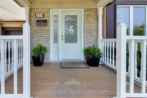 Photo 3 at 219 Cundles Road W, Letitia Heights, Barrie Photo 3 at 219 Cundles Road W, Letitia Heights, Barrie