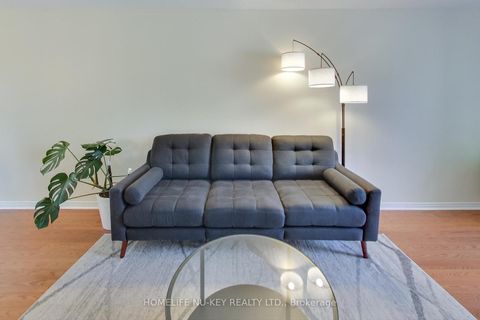 Photo 9 at 219 Cundles Road W, Letitia Heights, Barrie