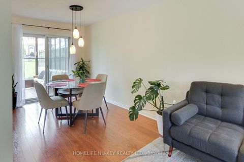 Photo 11 at 219 Cundles Road W, Letitia Heights, Barrie
