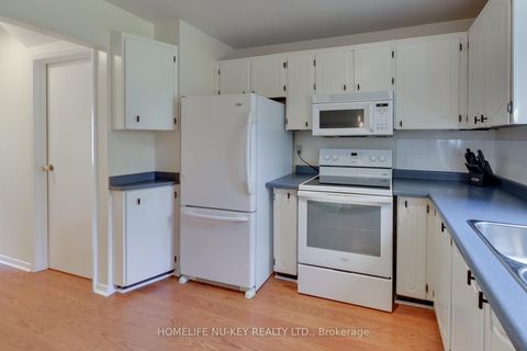 Photo 17 at 219 Cundles Road W, Letitia Heights, Barrie