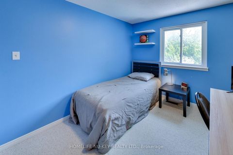 Photo 30 at 219 Cundles Road W, Letitia Heights, Barrie