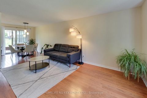 Photo 37 at 219 Cundles Road W, Letitia Heights, Barrie