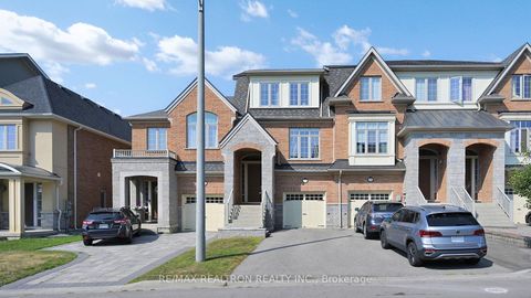 Photo 2 at 134 Lacewood Drive, Westbrook, Richmond Hill