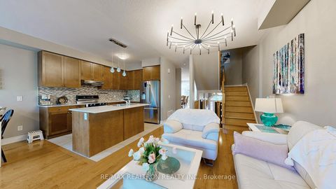 Photo 6 at 134 Lacewood Drive, Westbrook, Richmond Hill
