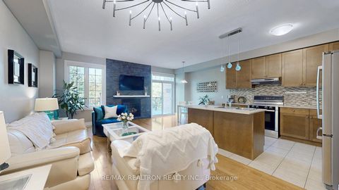 Photo 7 at 134 Lacewood Drive, Westbrook, Richmond Hill