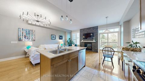 Photo 11 at 134 Lacewood Drive, Westbrook, Richmond Hill